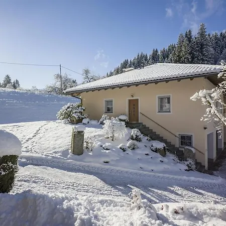 Appartementhaus Glashuette Farma